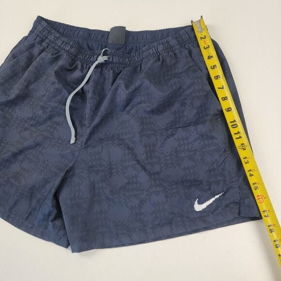 Nike Men’s 2XL Navy Blue Swim Trunks Lined Beach Athletic Shorts - Picture 2 of 10